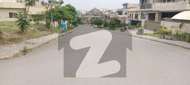 >We are Providing a Secure Platform for Your Property Assets.   >We Deals in All Kind of Property in all CDA Sectors, Bahria Town Rawalpindi/ Islamabad and in all DHA   >We also Deal in Sale and Purchase of Houses and Plots on Best Possible Market Rates.