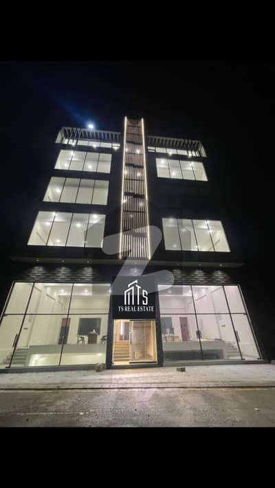 Brand New 200 Yards Office Building For Rent Sahil Commercial (Prime Location!)