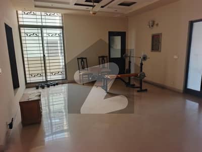 Phase 6 N Block One Kanal Upper Portion For Rent With Separate Gate