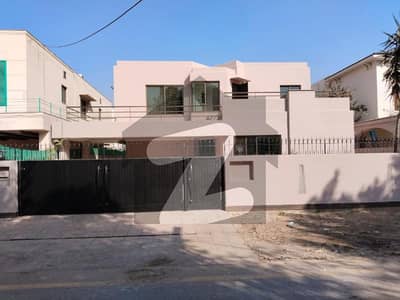 1 Kanal Luxury House For Sale DHA Phase 3