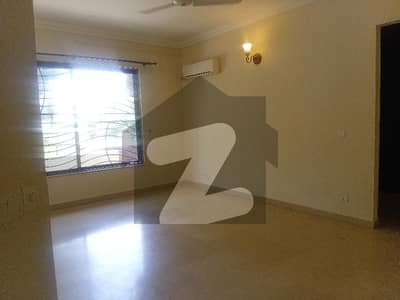 Blue Area Main Jinnah Avenue 5000 Square feet For Rent