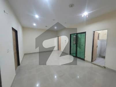 Premium 1st Floor Commercial Flat In Valencia Town, Lahore Ideal For Office, Clinic, Or Residence!