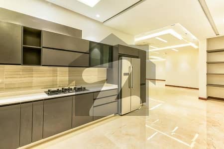 F7 Very Beautiful 5 Bedrooms House 4 Kanals House For Sale