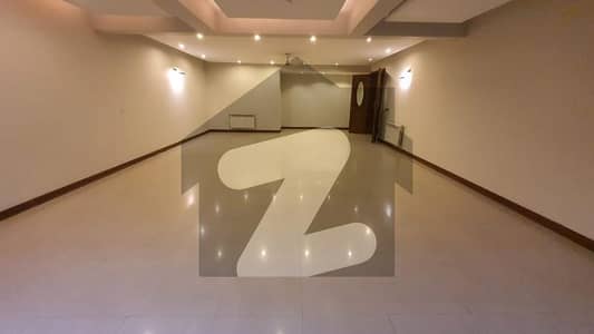 ایف ۔ 6/3 ایف ۔ 6,اسلام آباد میں 6 کمروں کا 4 کنال مکان 12.5 ارب میں برائے فروخت۔