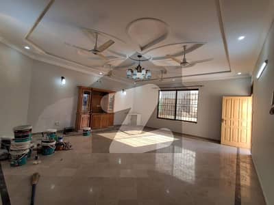 ایف ۔ 11 اسلام آباد میں 3 کمروں کا 1 کنال بالائی پورشن 2.5 لاکھ میں کرایہ پر دستیاب ہے۔