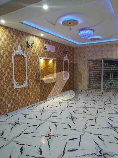 8 Marla Brand New House For Rent