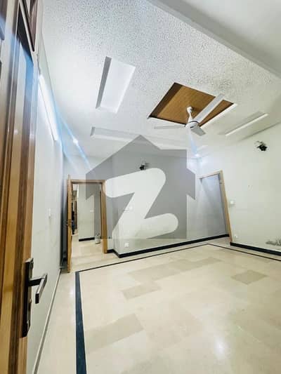 35/70 Ground Portion Available For Rent In G13