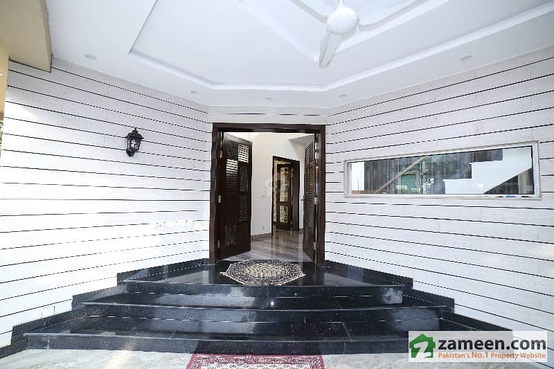 1 Kanal Double Unit Beautiful Luxury Bungalow For Sale In Direct Approach To Lahore Ring Road