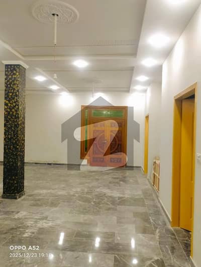 پی آئی اے ہاؤسنگ سکیم لاہور میں 18 مرلہ دفتر 1.3 لاکھ میں کرایہ پر دستیاب ہے۔