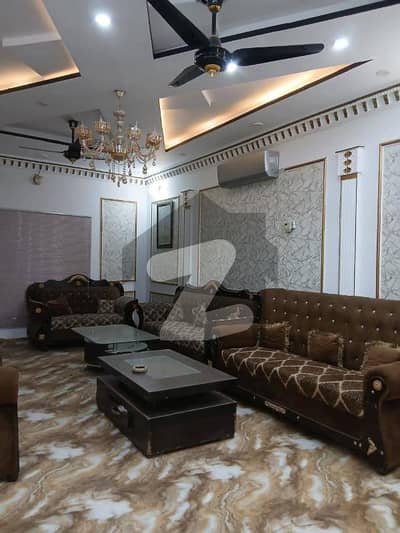 بسم اللہ ہاؤسنگ سکیم جی ٹی روڈ,لاہور میں 3 کمروں کا 8 مرلہ بالائی پورشن 45.0 ہزار میں کرایہ پر دستیاب ہے۔