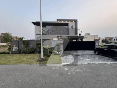 Owner Build One Kanal Used House in Reasonable Price