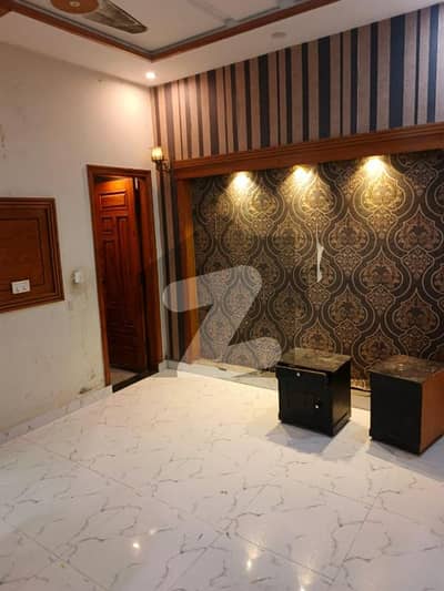 بحریہ ٹاؤن جناح بلاک بحریہ ٹاؤن سیکٹر ای,بحریہ ٹاؤن,لاہور میں 3 کمروں کا 5 مرلہ مکان 90.0 ہزار میں کرایہ پر دستیاب ہے۔