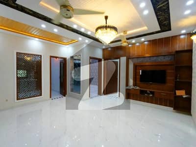 سینٹرل پارک ہاؤسنگ سکیم لاہور میں 3 کمروں کا 10 مرلہ بالائی پورشن 50.0 ہزار میں کرایہ پر دستیاب ہے۔