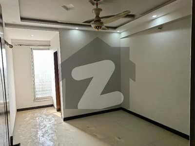Get An Attractive Flat In Lahore Under Rs. 35000