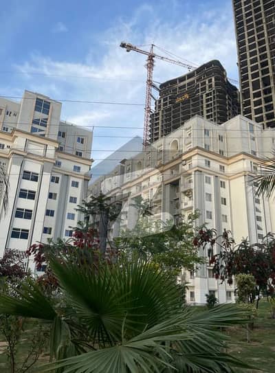 ڈی ایچ اے ڈیفینس فیز 2 ڈی ایچ اے ڈیفینس,اسلام آباد میں 3 کمروں کا 6 مرلہ فلیٹ 1.3 کروڑ میں برائے فروخت۔