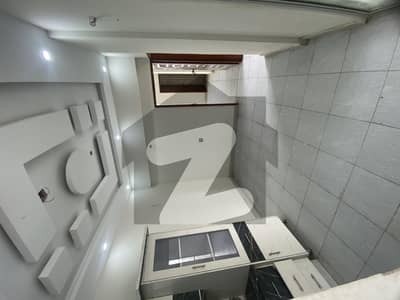 صدف کوآپریٹو ہاؤسنگ سوسائٹی گلزارِ ہجری,سکیم 33,کراچی میں 2 کمروں کا 4 مرلہ فلیٹ 75.0 لاکھ میں برائے فروخت۔