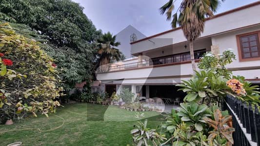 First floor portion - 1000 sq yards Bungalow for rent