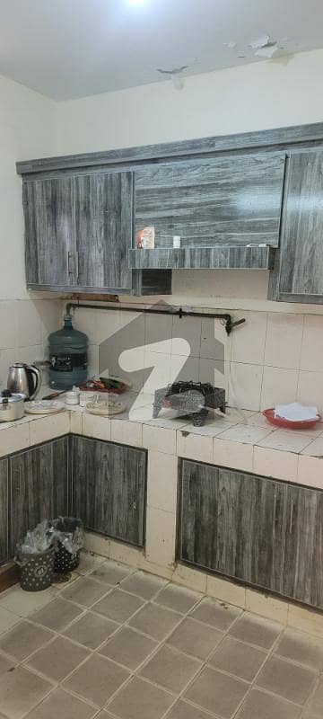 G/11 700sq 1st floor 2bed flat available for sale real piks