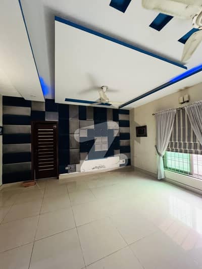 1 Kanal Upper Portion