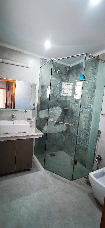 700 square yard   Renovated house