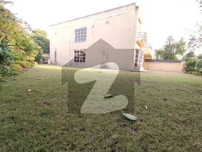 Extra Land Sunface + Corner Villa For Sale In Safari Villas 3 Bahria Town Islamabad