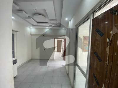 Well-Maintained 2 Bed DD Flat For Sale 950 Square Feet