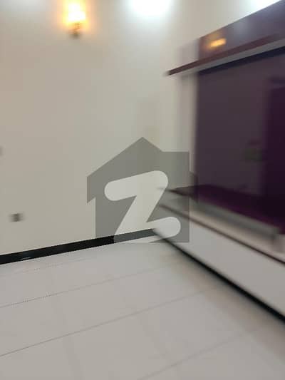 گلستانِِ جوہر ۔ بلاک 4 گلستانِ جوہر,کراچی میں 6 کمروں کا 10 مرلہ مکان 4.8 کروڑ میں برائے فروخت۔