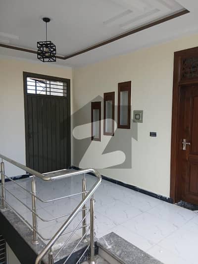 ائیرپورٹ ہاؤسنگ سوسائٹی راولپنڈی میں 1 کنال مکان 2.5 لاکھ میں کرایہ پر دستیاب ہے۔ ائیرپورٹ ہاؤسنگ سوسائٹی راولپنڈی میں 1 کنال مکان 2.5 لاکھ میں کرایہ پر دستیاب ہے۔