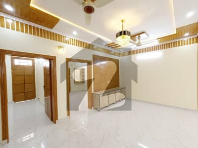 5 Marla Ground Portion , Gas Connection  Electricity