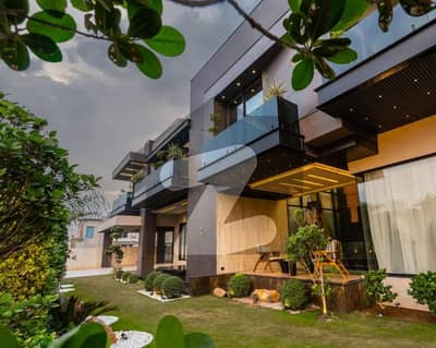 ڈی ایچ اے فیز 6 ڈیفنس (ڈی ایچ اے),لاہور میں 6 کمروں کا 2 کنال مکان 59.0 کروڑ میں برائے فروخت۔