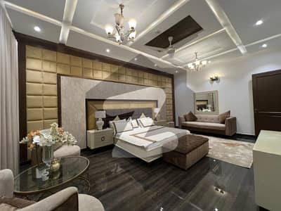 ڈی ایچ اے فیز 6 - بلاک ڈی فیز 6,ڈیفنس (ڈی ایچ اے),لاہور میں 5 کمروں کا 1 کنال مکان 13.0 کروڑ میں برائے فروخت۔