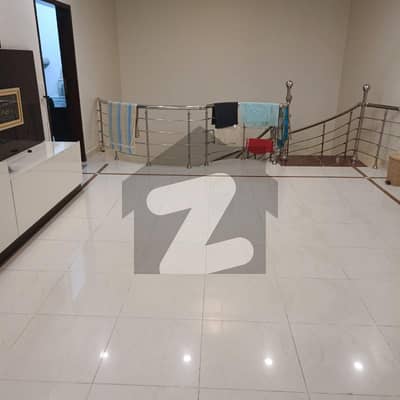 گلشن اقبال - بلاک 13-ڈی2 گلشنِ اقبال,گلشنِ اقبال ٹاؤن,کراچی میں 5 کمروں کا 10 مرلہ مکان 5.9 کروڑ میں برائے فروخت۔