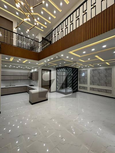 ایڈن ایگزیکیٹو ایڈن گارڈنز,فیصل آباد میں 5 کمروں کا 6 مرلہ مکان 1.1 لاکھ میں کرایہ پر دستیاب ہے۔