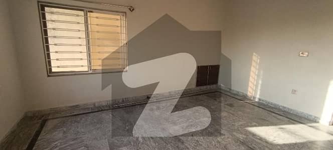 گلشن آباد راولپنڈی میں 3 کمروں کا 10 مرلہ بالائی پورشن 45.0 ہزار میں کرایہ پر دستیاب ہے۔