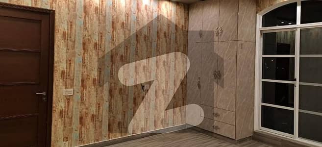 ڈی ایچ اے فیز 5 ڈیفنس (ڈی ایچ اے),لاہور میں 3 کمروں کا 1 کنال بالائی پورشن 2.2 لاکھ میں کرایہ پر دستیاب ہے۔ ڈی ایچ اے فیز 5 ڈیفنس (ڈی ایچ اے),لاہور میں 3 کمروں کا 1 کنال بالائی پورشن 2.2 لاکھ میں کرایہ پر دستیاب ہے۔