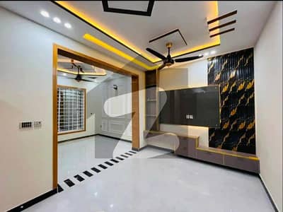 ڈی ایچ اے 11 رہبر فیز 2 ڈی ایچ اے 11 رہبر,لاہور میں 1 کمرے کا 5 مرلہ مکان 1.4 کروڑ میں برائے فروخت۔