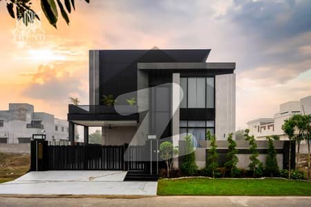 BRAND NEW 1 KANAL FURNISHED LUXURY HOUSE FOR SALE NEAR PARK