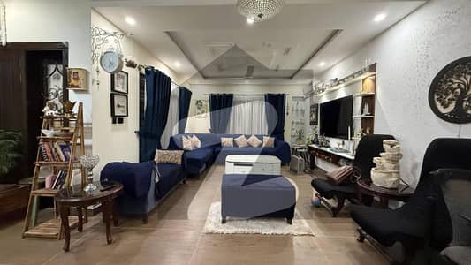 بحریہ ٹاؤن فیز 8 بحریہ ٹاؤن راولپنڈی,راولپنڈی میں 5 کمروں کا 7 مرلہ مکان 2.6 کروڑ میں برائے فروخت۔