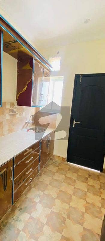 بحریہ آرچرڈ فیز 4 ۔ بلاک جی 5 بحریہ آرچرڈ فیز 4,بحریہ آرچرڈ,لاہور میں 2 کمروں کا 5 مرلہ فلیٹ 52.0 لاکھ میں برائے فروخت۔