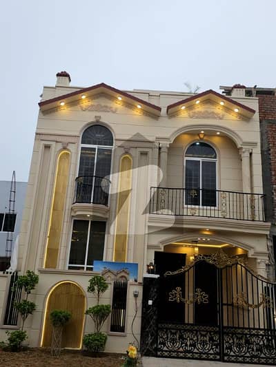 سٹی ہاؤسنگ سکیم جہلم میں 4 کمروں کا 5 مرلہ مکان 2.1 کروڑ میں برائے فروخت۔