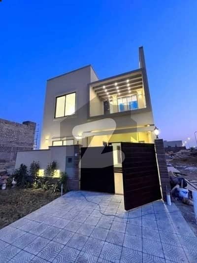 125 Square Yard 4-Bedroom Luxury Villa In Ali Block, Bahria Town Karachi Near PSO Petrol Pump & Chirpy Park, With Drawing, Dining & American Kitchen, Just 5 Min Drive From Main Gate BTK
