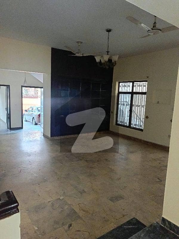 Ground With Basement Ground With Basement