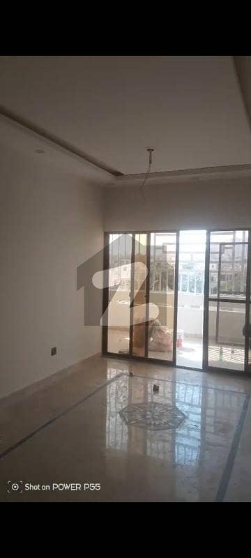 Beautiful 3 Bed DD 3rd Floor Lifts West Open Very Much Airy