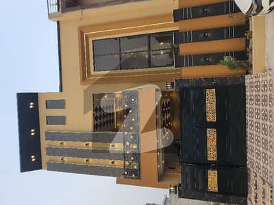 الاحمد گارڈن ہاوسنگ سکیم جی ٹی روڈ,لاہور میں 4 کمروں کا 5 مرلہ مکان 2.1 کروڑ میں برائے فروخت۔