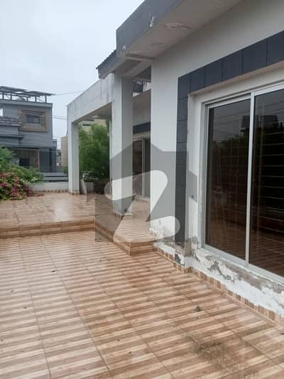 سینٹرل پارک ہاؤسنگ سکیم لاہور میں 6 کمروں کا 1 کنال مکان 4.65 کروڑ میں برائے فروخت۔