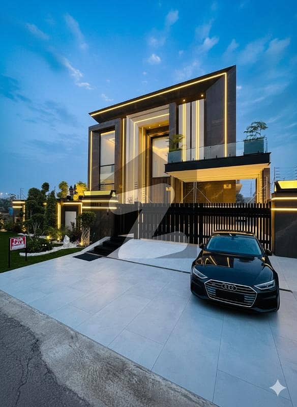 The Right Location, The Right Size | 1 Kanal Phase 7 House For Sale The Right Location, The Right Size | 1 Kanal Phase 7 House For Sale