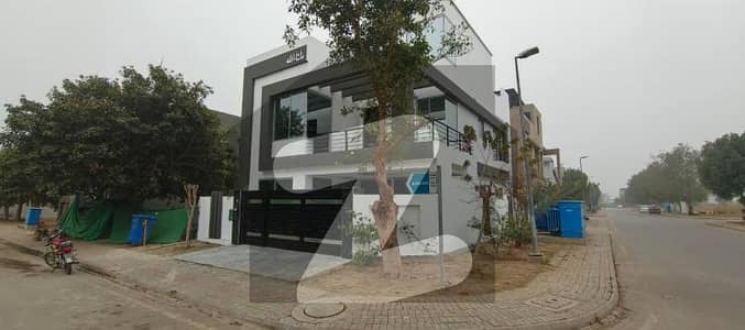 I SELL 8 MARLA NEW HOUSE IN BAHRIA ORCHARD LAHORE