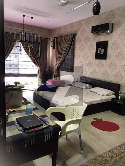 گلستانِِ جوہر ۔ بلاک 2 گلستانِ جوہر,کراچی میں 5 کمروں کا 10 مرلہ مکان 6.75 کروڑ میں برائے فروخت۔