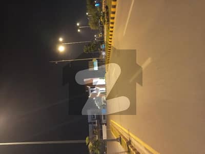 01 Kanal Heighted & Non-Corner Plot for Sale on (Urgent Basis) on (Investor Rate) in Sector B Near Family Park in DHA 05 Islamabad