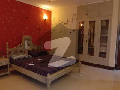 4th floor Pent House for Sale Well Maintanied Near Mehfil Murtaza